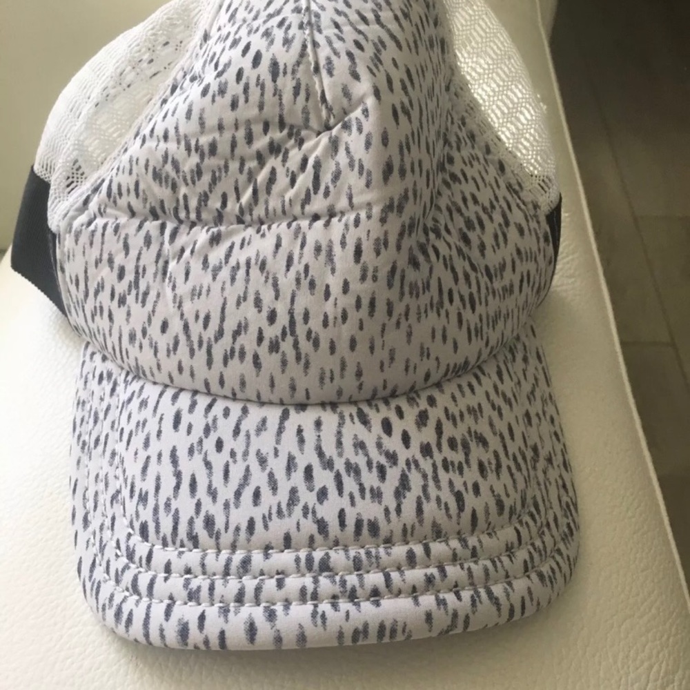 NWT lululemon baseball cap